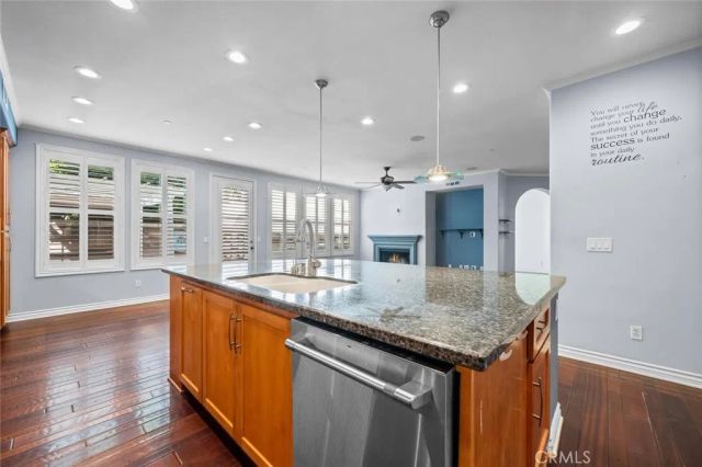 18785 Roxbury Lane, Huntington Beach, CA 92648