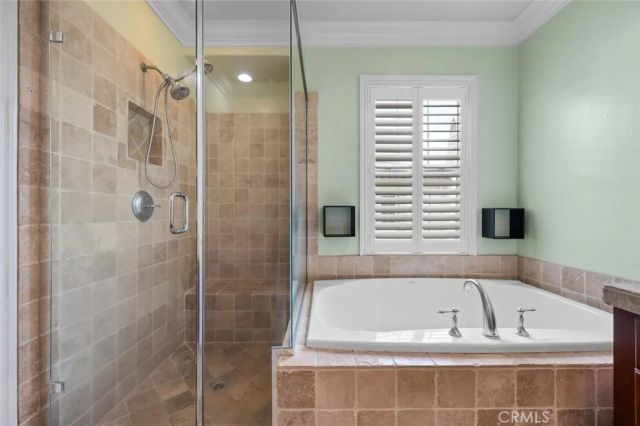 18785 Roxbury Lane, Huntington Beach, CA 92648