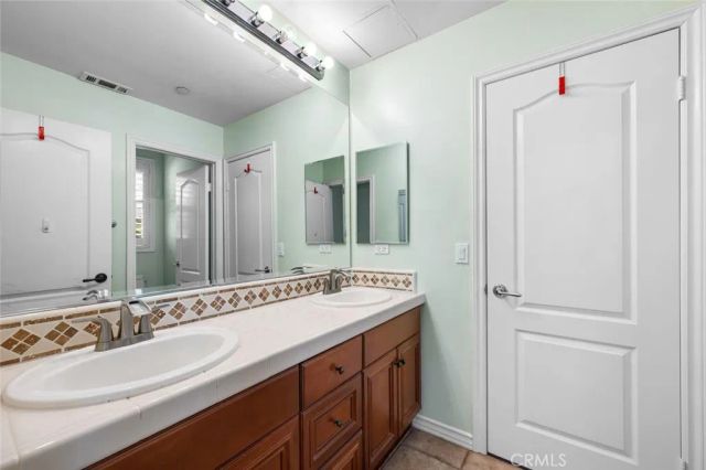 18785 Roxbury Lane, Huntington Beach, CA 92648