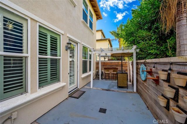 18785 Roxbury Lane, Huntington Beach, CA 92648