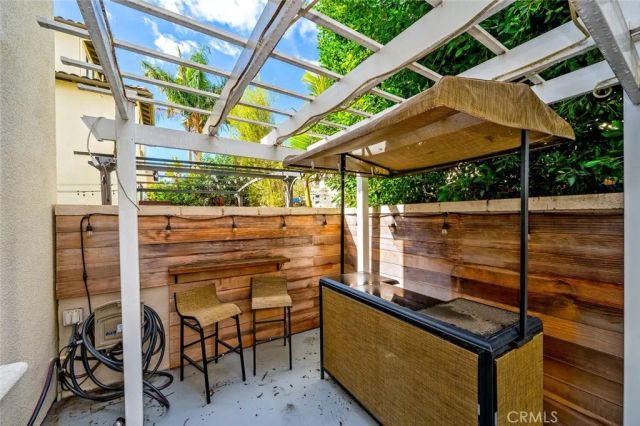 18785 Roxbury Lane, Huntington Beach, CA 92648