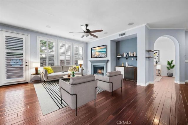 18785 Roxbury Lane, Huntington Beach, CA 92648