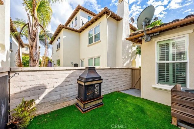 18785 Roxbury Lane, Huntington Beach, CA 92648