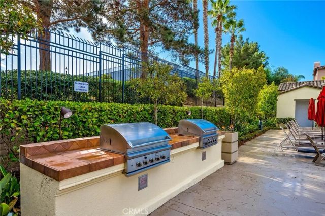 18785 Roxbury Lane, Huntington Beach, CA 92648