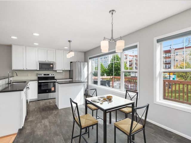 1811 3rd Street NE, Minneapolis, MN 55418