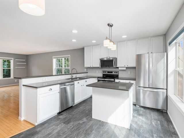 1811 3rd Street NE, Minneapolis, MN 55418