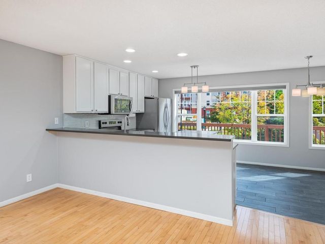 1811 3rd Street NE, Minneapolis, MN 55418