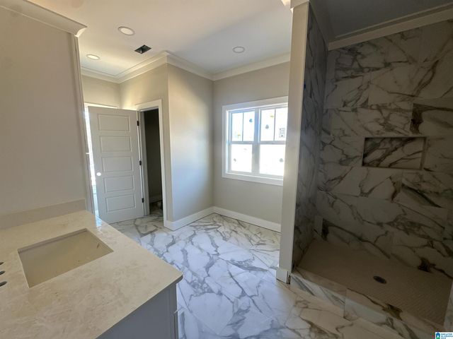 1065 OAK VALLEY DRIVE, Leeds, AL 35094