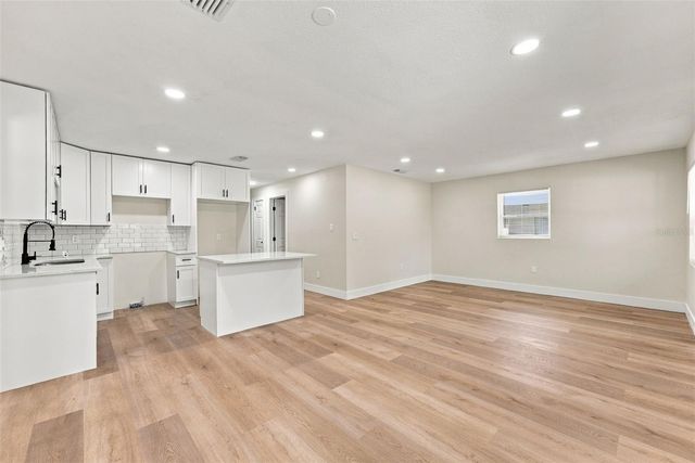 1321 LESCOT LANE, Orlando, FL 32811