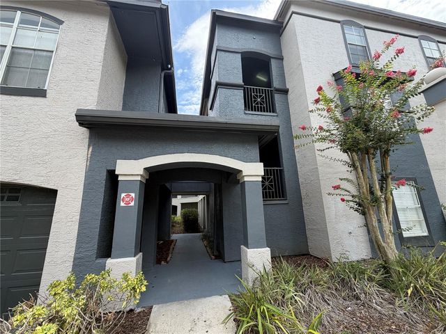 13210 ARBOR ISLE DR 102, Temple Terrace, FL 33637