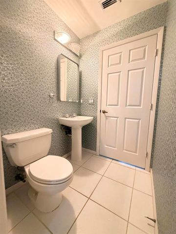 23426 Alzira Circle, Boca Raton, FL 33433
