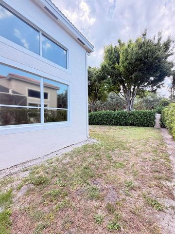 23426 Alzira Circle, Boca Raton, FL 33433