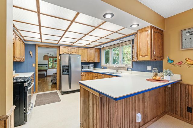 5510 James Avenue N, Brooklyn Center, MN 55430