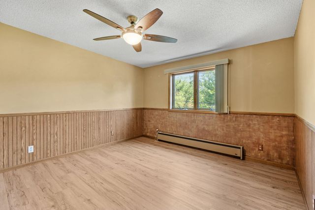 5510 James Avenue N, Brooklyn Center, MN 55430