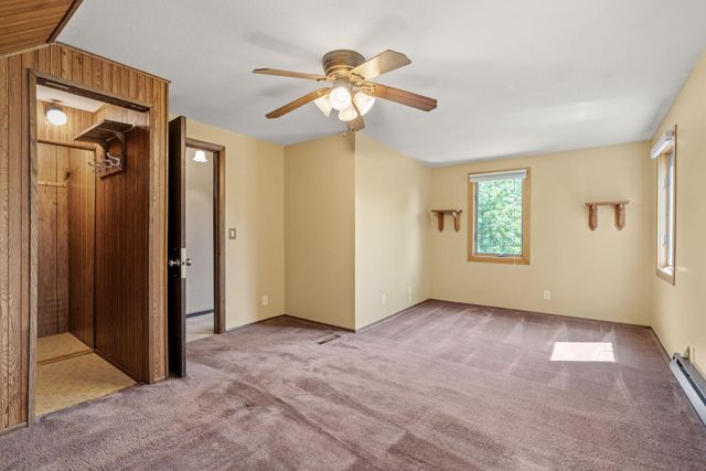 5510 James Avenue N, Brooklyn Center, MN 55430