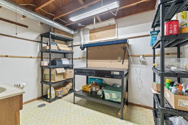 5510 James Avenue N, Brooklyn Center, MN 55430