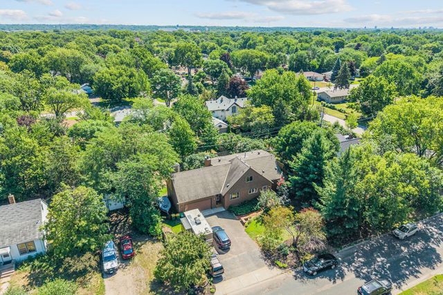 5510 James Avenue N, Brooklyn Center, MN 55430