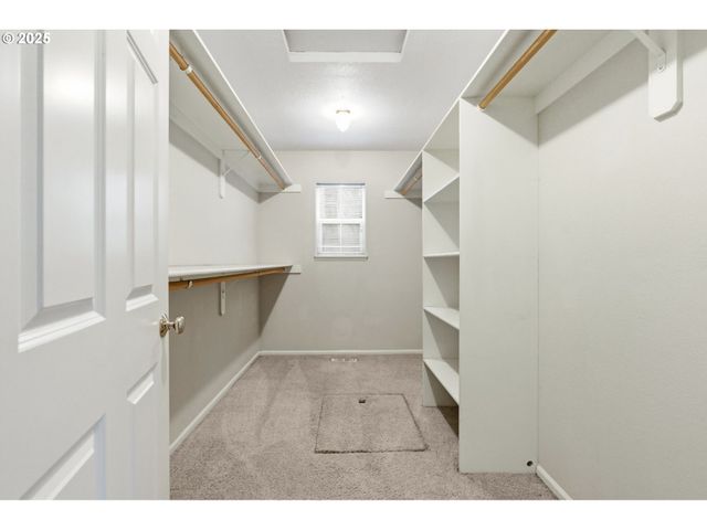 811 VIRGIL Ave, Eugene, OR 97404