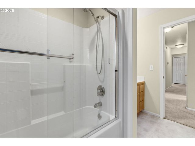 811 VIRGIL Ave, Eugene, OR 97404