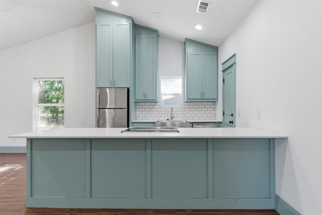 1731 W Elm Street, Denison, TX 75020