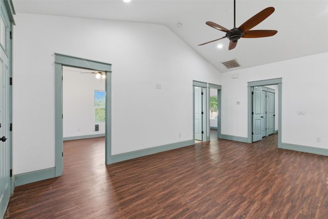 1731 W Elm Street, Denison, TX 75020