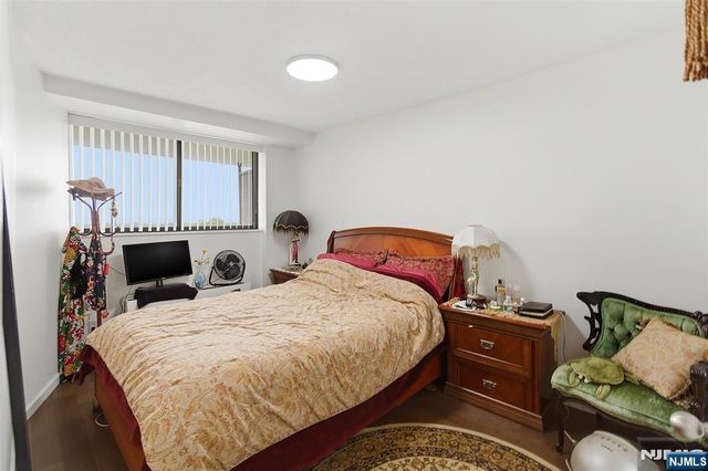 235 Prospect Avenue 10H, Hackensack, NJ 07601