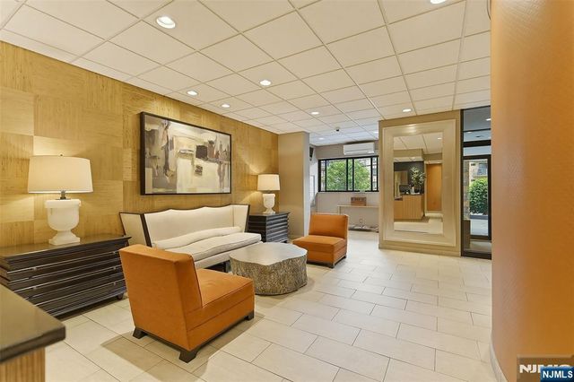 235 Prospect Avenue 10H, Hackensack, NJ 07601
