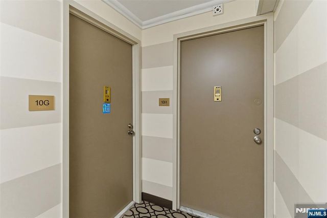 235 Prospect Avenue 10H, Hackensack, NJ 07601