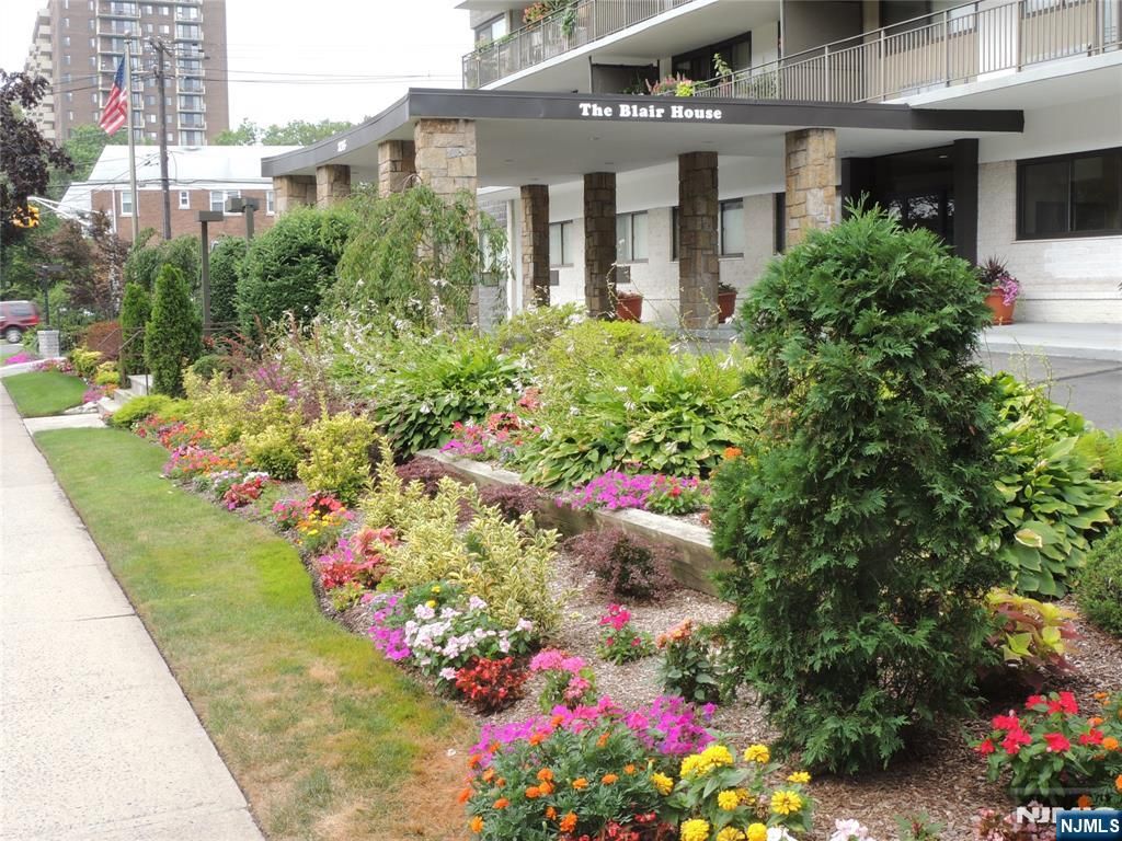 235 Prospect Avenue 10H, Hackensack, NJ 07601