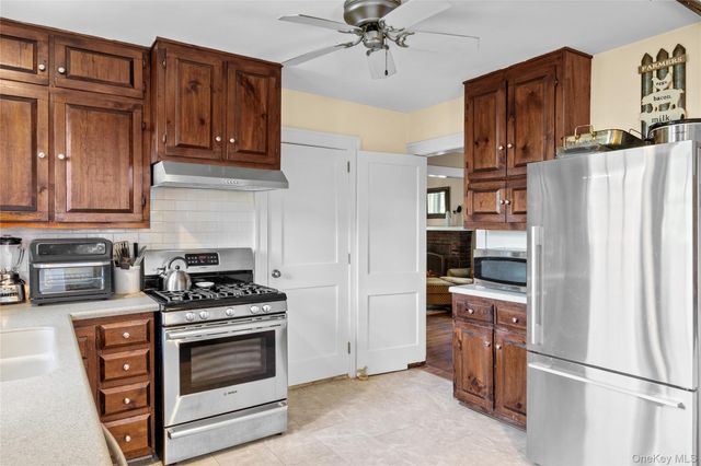 217 Soundview Road, Huntington, NY 11743
