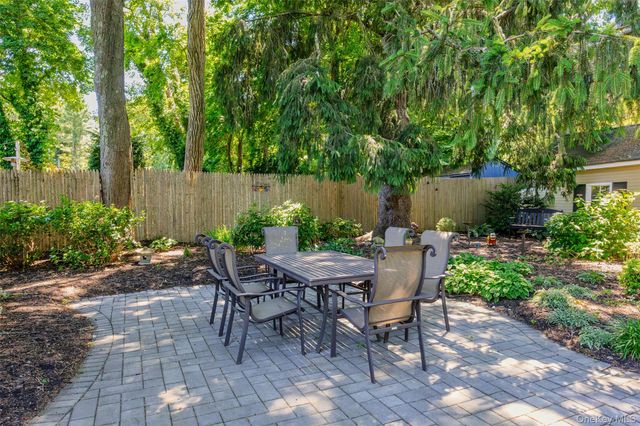 217 Soundview Road, Huntington, NY 11743