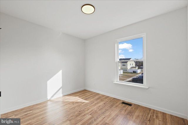 13 LAMONT CT, Sicklerville, NJ 08081