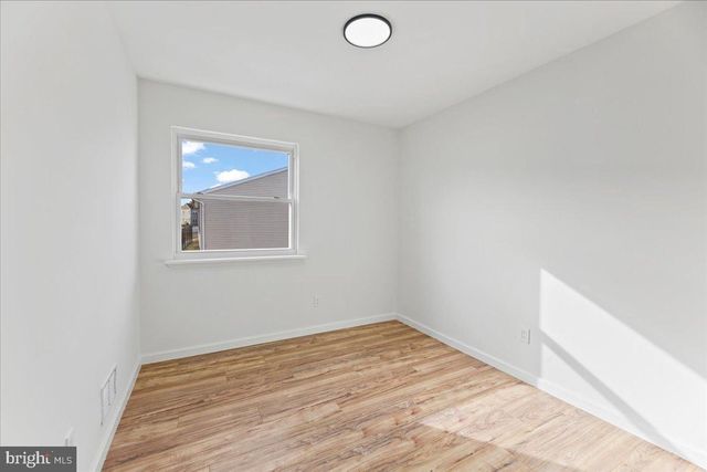 13 LAMONT CT, Sicklerville, NJ 08081