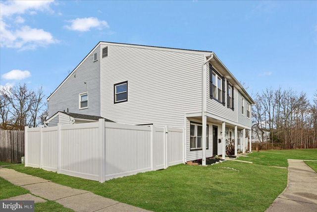 13 LAMONT CT, Sicklerville, NJ 08081