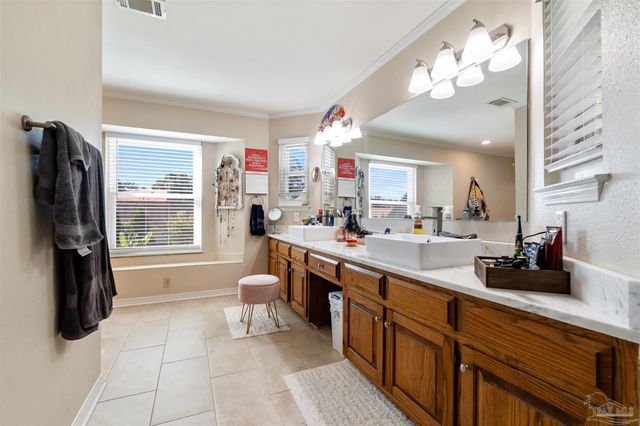 5018 Barranca Lora, Pensacola, FL 32514