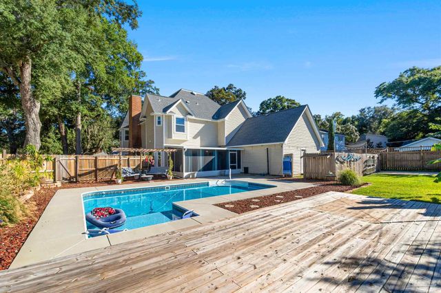 5018 Barranca Lora, Pensacola, FL 32514