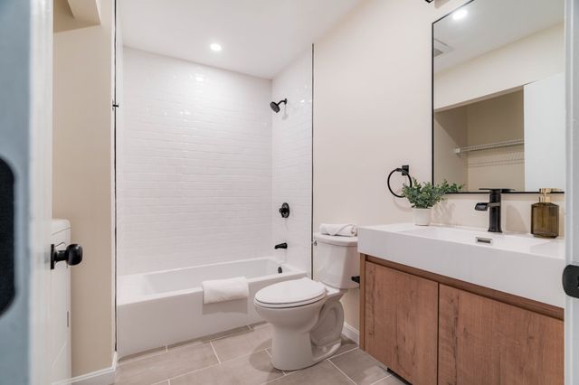 35 Alison Way, Lynn, MA 01904
