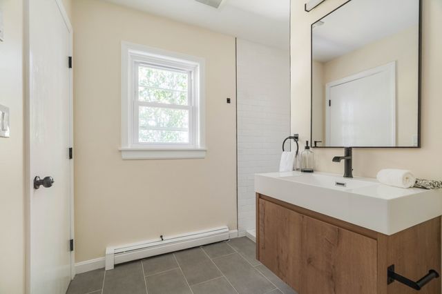 35 Alison Way, Lynn, MA 01904