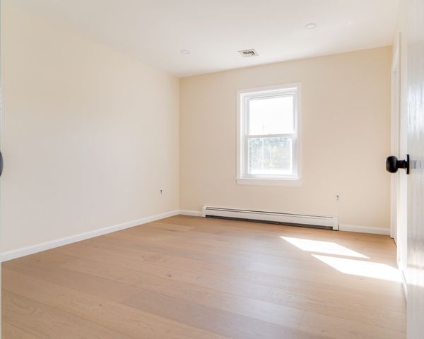 35 Alison Way, Lynn, MA 01904