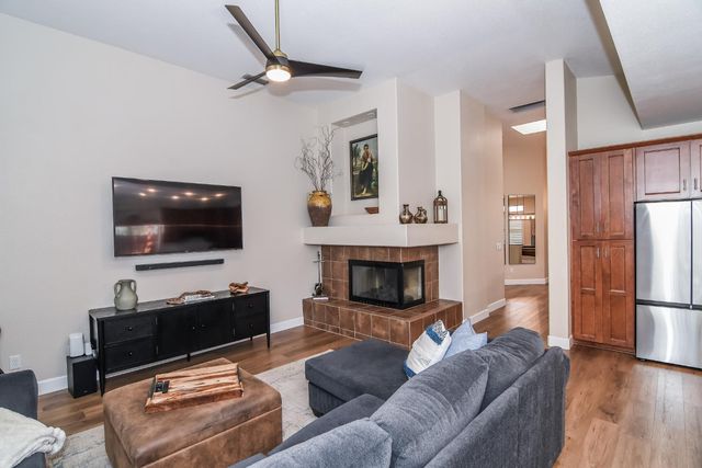 8955 Ashmore Way, Elk Grove, CA 95624