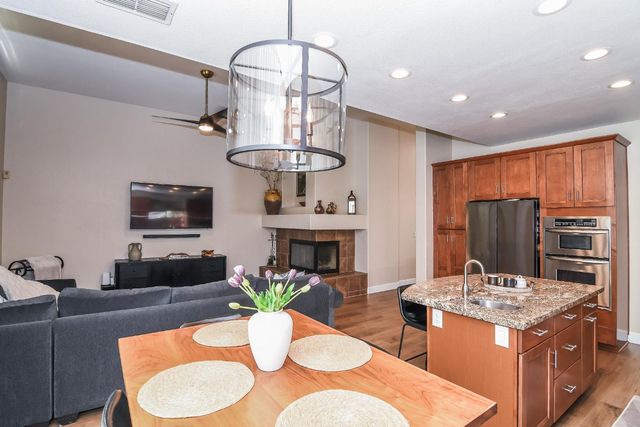 8955 Ashmore Way, Elk Grove, CA 95624