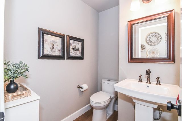 8955 Ashmore Way, Elk Grove, CA 95624