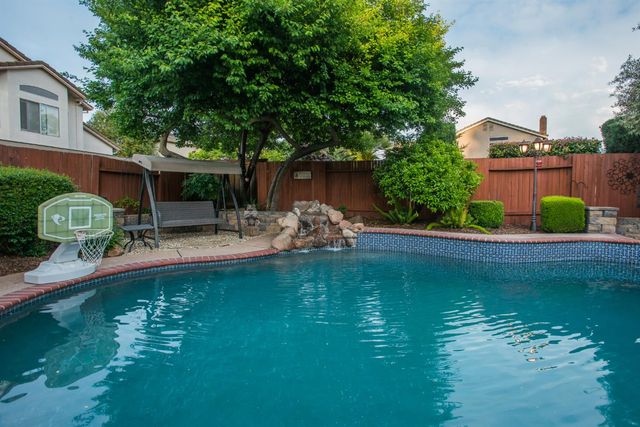 8955 Ashmore Way, Elk Grove, CA 95624