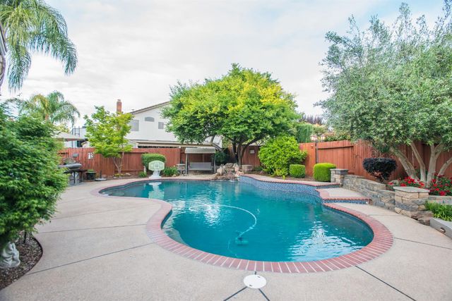 8955 Ashmore Way, Elk Grove, CA 95624