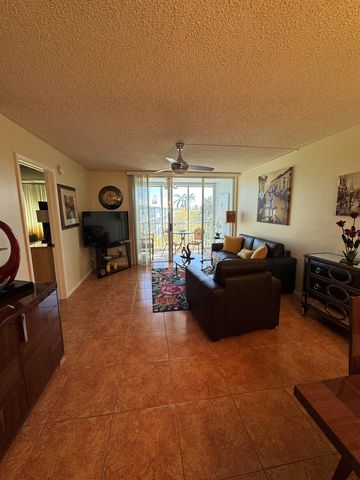 2010 S Federal Highway I 405, Boynton Beach, FL 33435