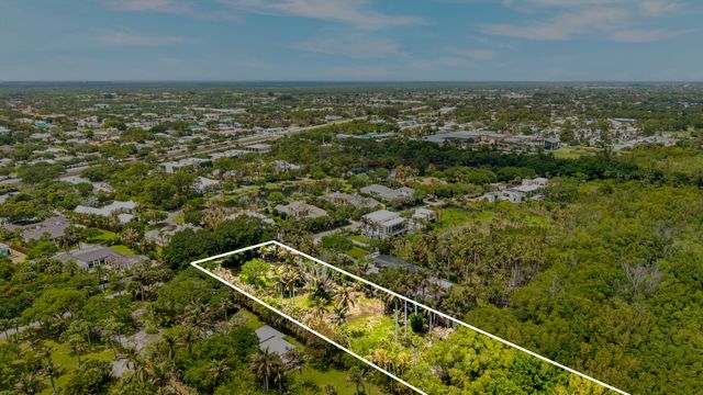 11765 SE Laurel Lane, Hobe Sound, FL 33455