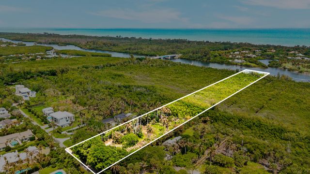 11765 SE Laurel Lane, Hobe Sound, FL 33455