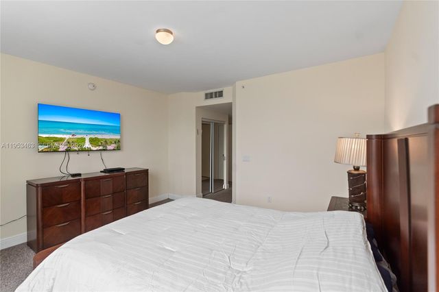 4775 Collins Ave 507, Miami Beach, FL 33140