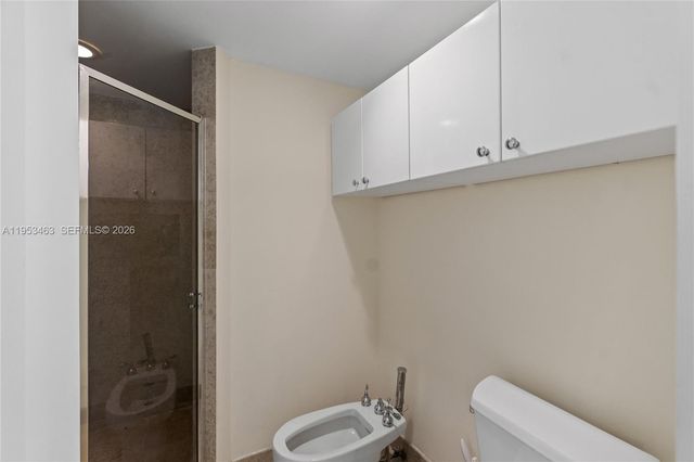 4775 Collins Ave 507, Miami Beach, FL 33140