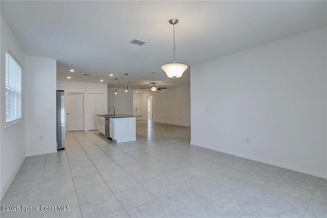 406 Easy Street, Sebastian, FL 32958